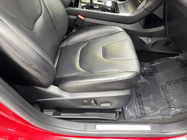 2020 Ford Edge Titanium
