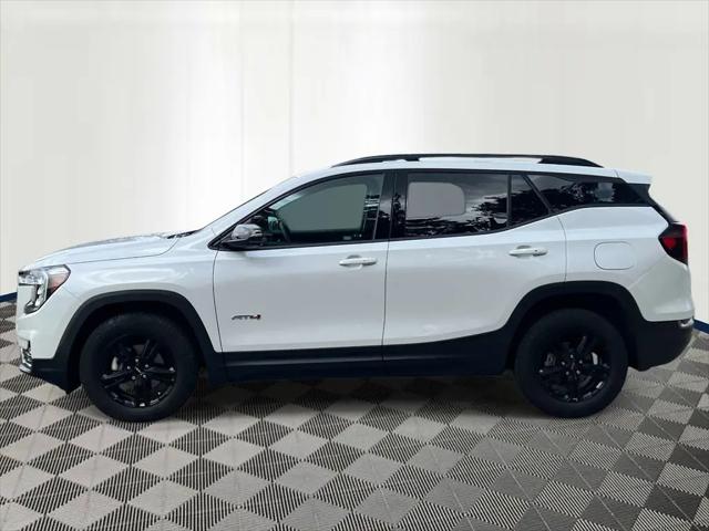 2024 GMC Terrain AWD AT4