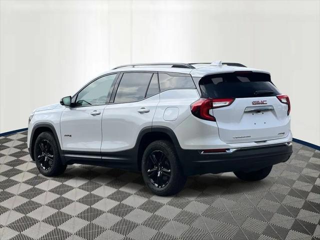 2024 GMC Terrain AWD AT4