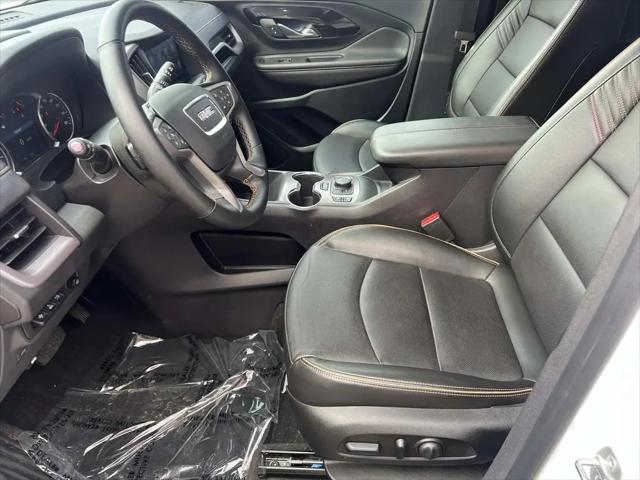 2024 GMC Terrain AWD AT4