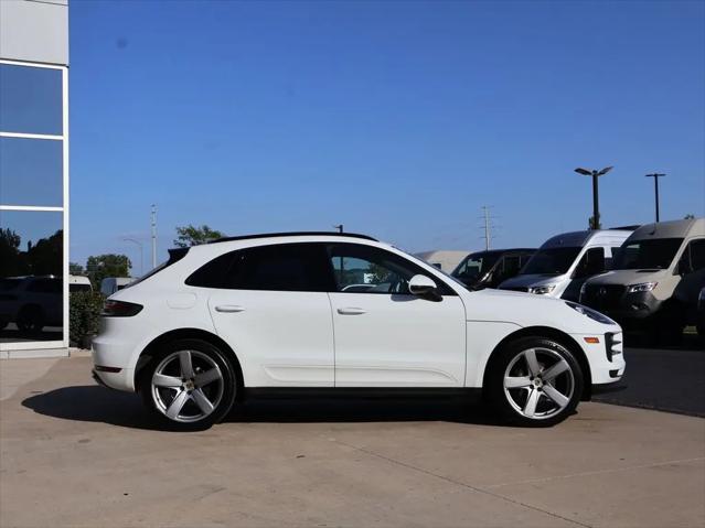 2020 Porsche Macan Macan