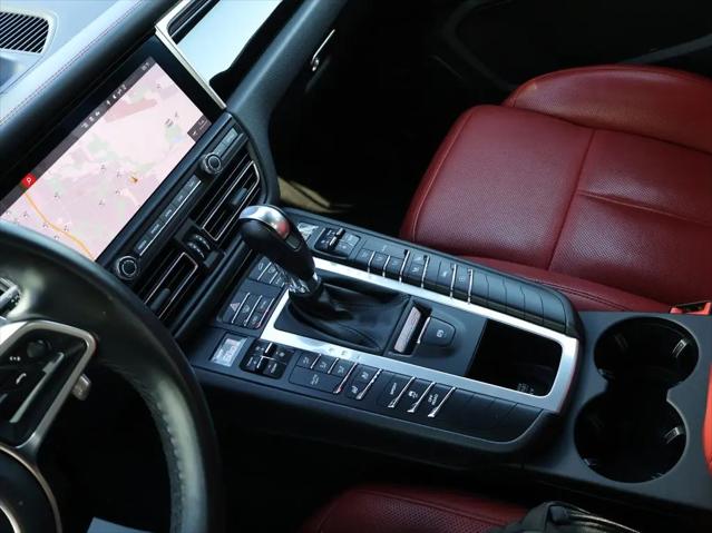 2020 Porsche Macan Macan