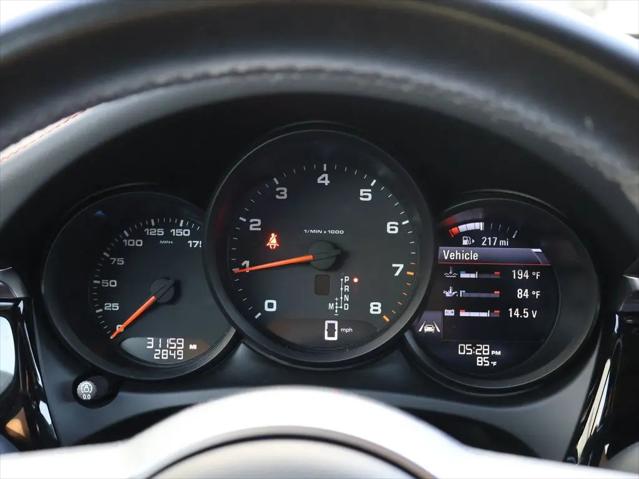 2020 Porsche Macan Macan