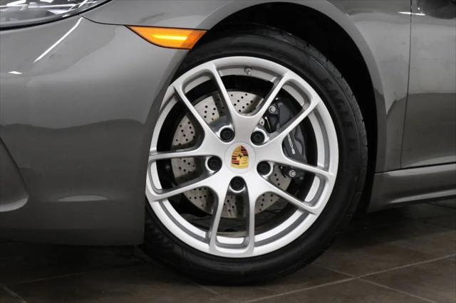 2021 Porsche 718 Cayman T