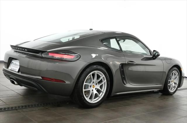 2021 Porsche 718 Cayman T