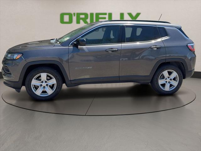 2022 Jeep Compass Latitude FWD