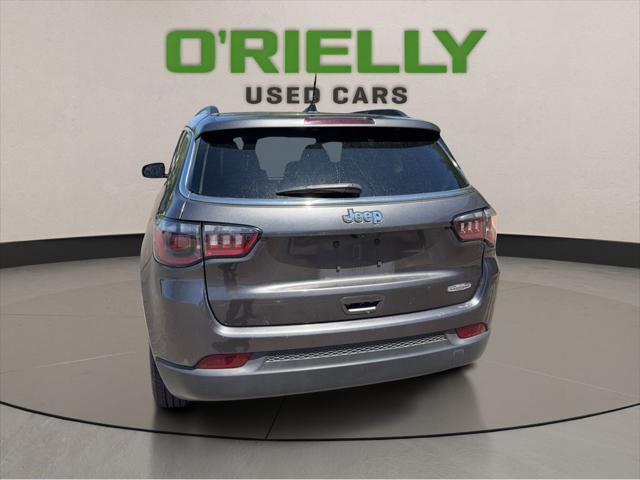 2022 Jeep Compass Latitude FWD