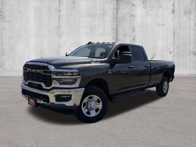 2026 RAM Ram 3500 RAM 3500 TRADESMAN CREW CAB 4X4 8 BOX