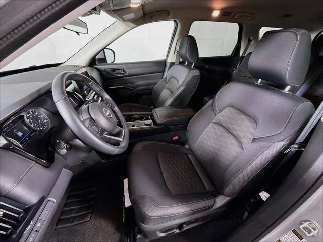 2024 Nissan Pathfinder SV 4WD 2024 Nissan Pathfinder SV 4WD