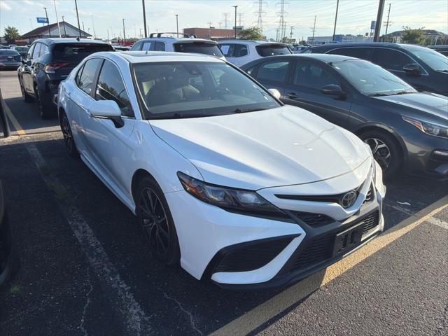 2024 Toyota Camry SE for sale in Lansing, IL