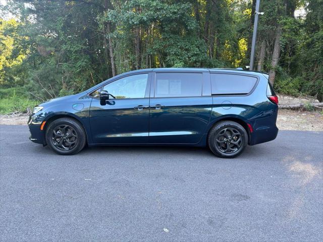 2022 Chrysler Pacifica Hybrid Limited 2022 Chrysler Pacifica Hybrid Limited