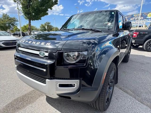 2023 Land Rover Defender 110 SE