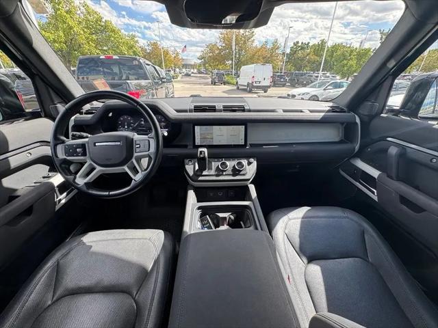 2023 Land Rover Defender 110 SE