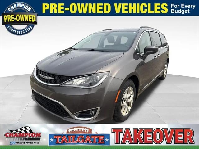 2017 Chrysler Pacifica Touring-L for sale in Lansing, MI