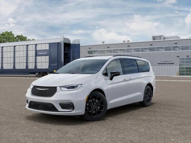 2026 Chrysler Pacifica Limited AWD for sale in Lansing, MI