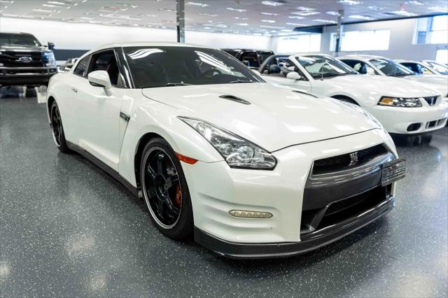 2014 Nissan GT-R Black Edition