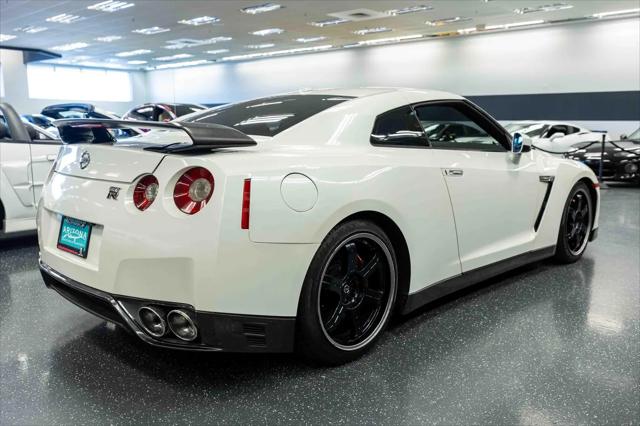 2014 Nissan GT-R Black Edition
