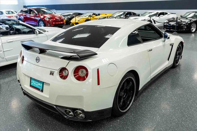 2014 Nissan GT-R Black Edition