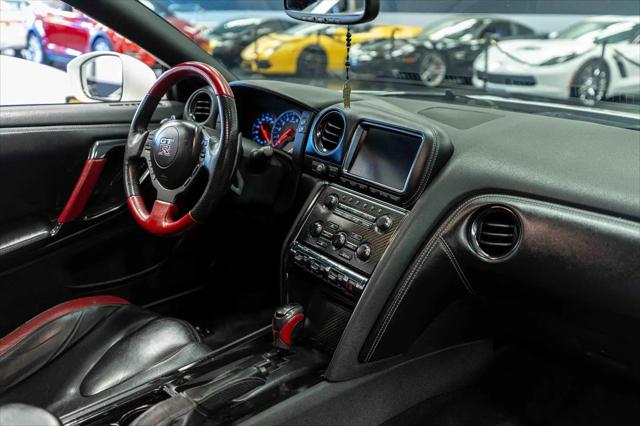 2014 Nissan GT-R Black Edition