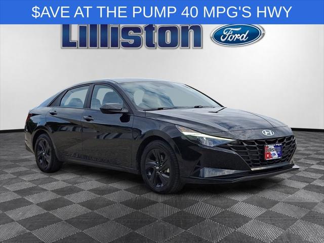 2023 Hyundai Elantra SEL 2023 Hyundai Elantra SEL