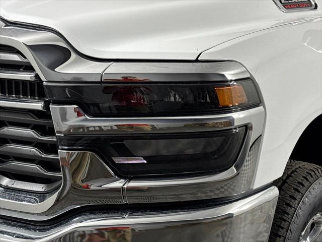 2026 RAM 2500 Tradesman Crew Cab 4x4 8 Box