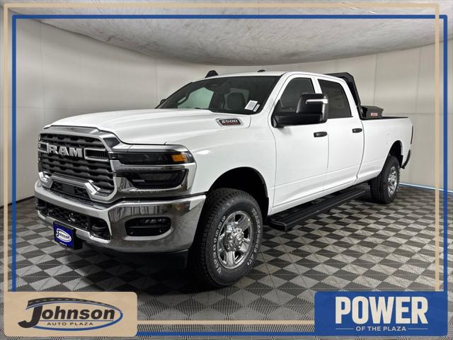 2026 RAM 2500 Tradesman Crew Cab 4x4 8 Box