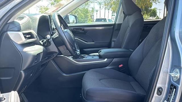 2021 Toyota Highlander LE