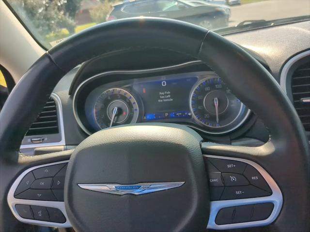 2022 Chrysler 300 Touring