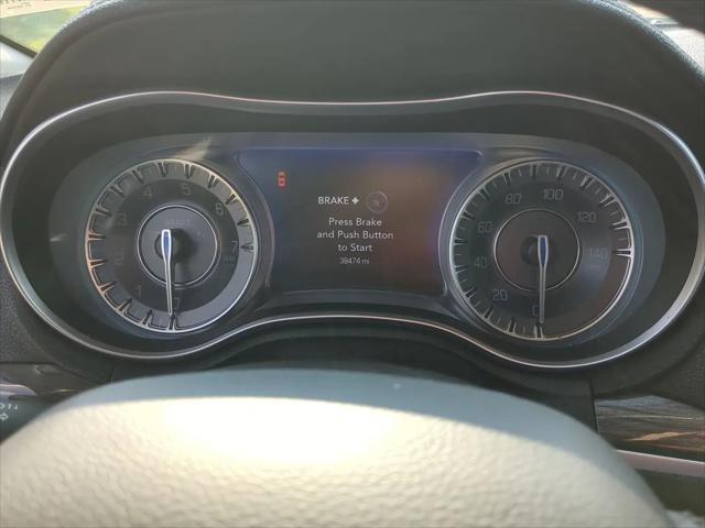 2022 Chrysler 300 Touring