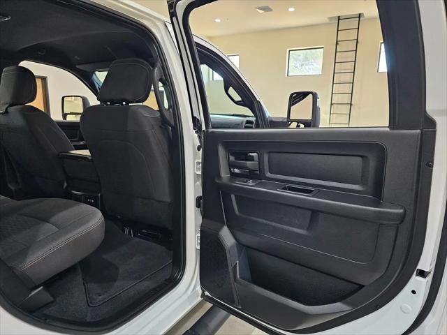 2025 Ram 3500 Tradesman Crew Cab 4x4 8 Box