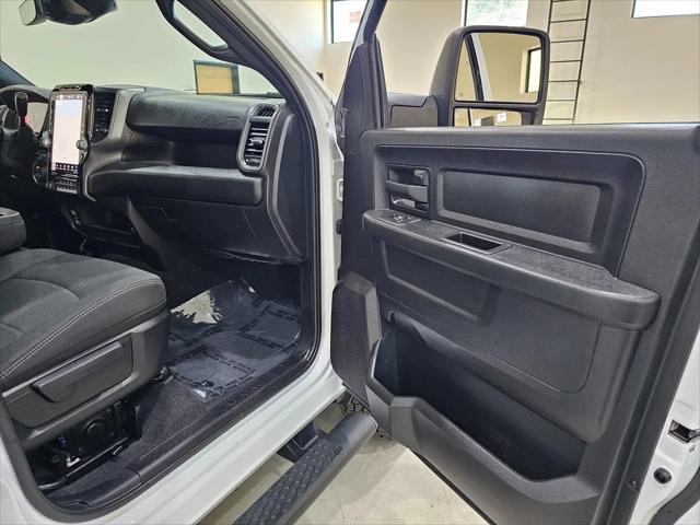 2025 Ram 3500 Tradesman Crew Cab 4x4 8 Box