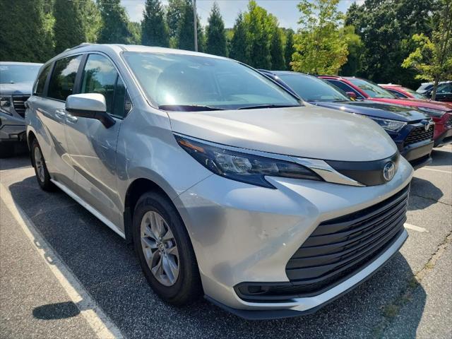 2024 Toyota Sienna LE for sale in High Point, NC