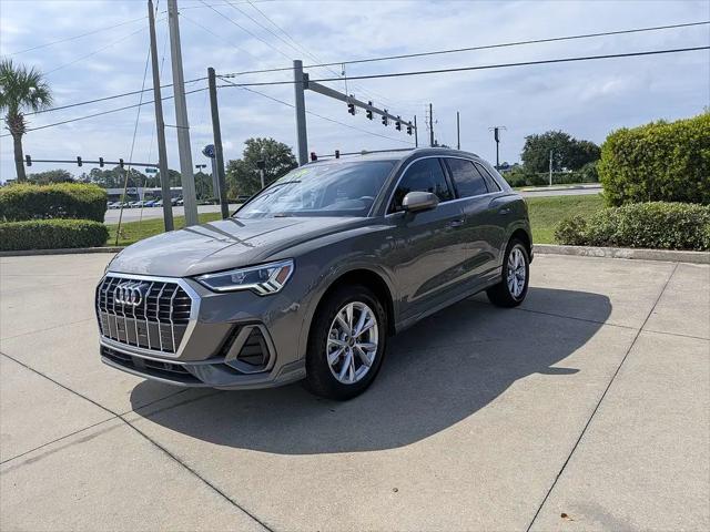 2025 Audi Q3 Premium 45 TFSI S line quattro Tiptronic