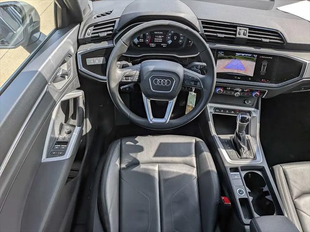 2025 Audi Q3 Premium 45 TFSI S line quattro Tiptronic