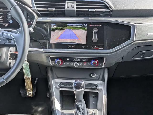 2025 Audi Q3 Premium 45 TFSI S line quattro Tiptronic