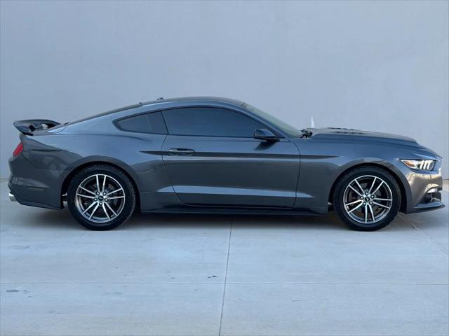2017 Ford Mustang EcoBoost
