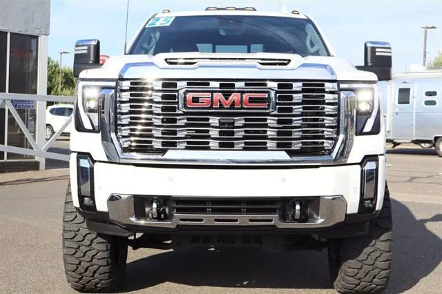 2025 GMC Sierra 2500HD Crew Cab, Standard Bed, Denali, 4WD