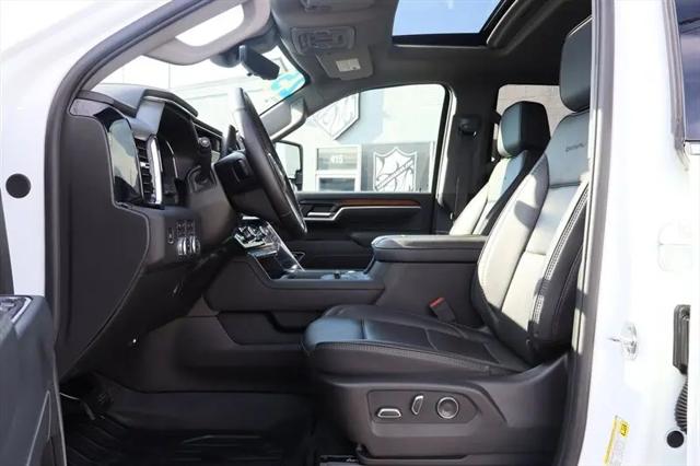 2025 GMC Sierra 2500HD Crew Cab, Standard Bed, Denali, 4WD