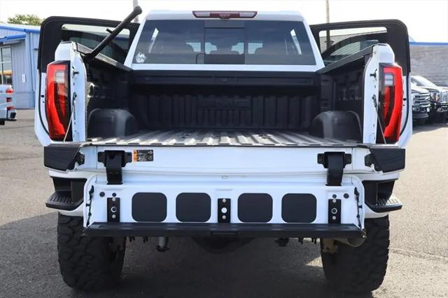 2025 GMC Sierra 2500HD Crew Cab, Standard Bed, Denali, 4WD