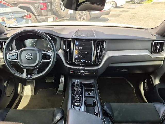2019 Volvo XC60 T8 R-Design