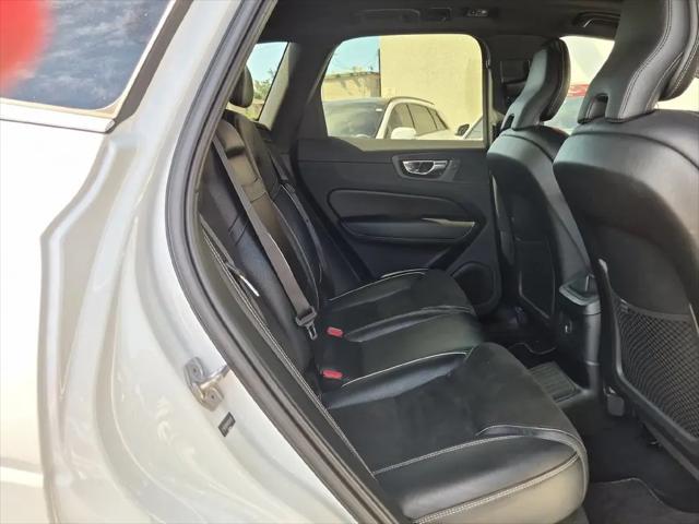 2019 Volvo XC60 T8 R-Design