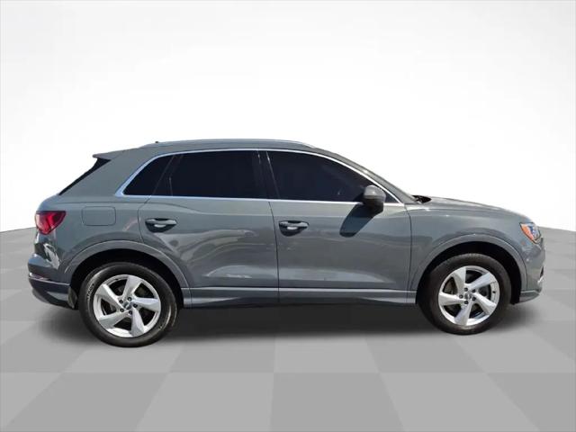 2020 Audi Q3 Premium 45 TFSI quattro Tiptronic