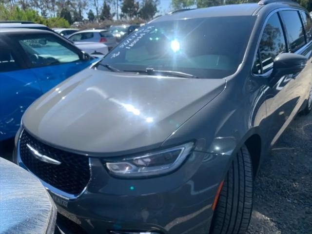2022 Chrysler Pacifica Touring L for sale in Carlsbad, CA