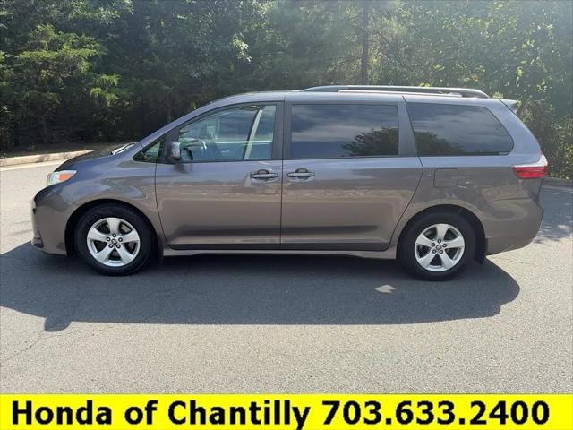 2020 Toyota Sienna LE