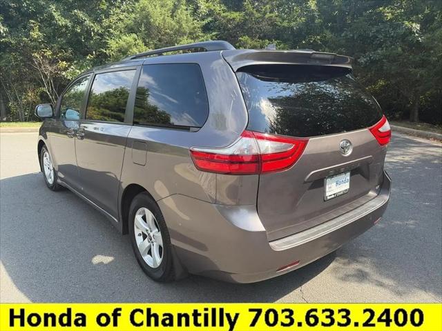 2020 Toyota Sienna LE