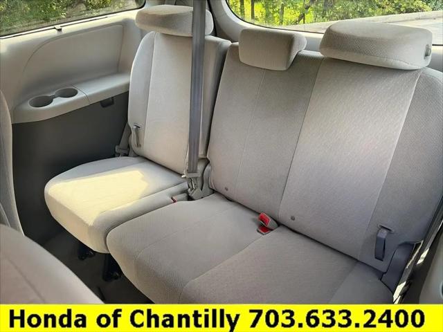 2020 Toyota Sienna LE