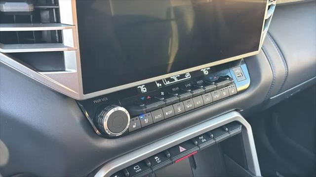 2025 Toyota Sequoia Platinum