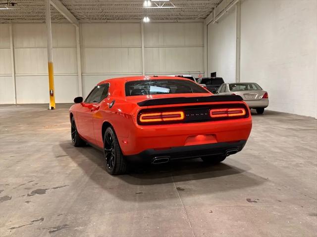 2017 Dodge Challenger SXT