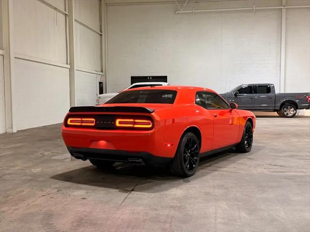 2017 Dodge Challenger SXT
