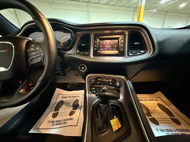 2017 Dodge Challenger SXT